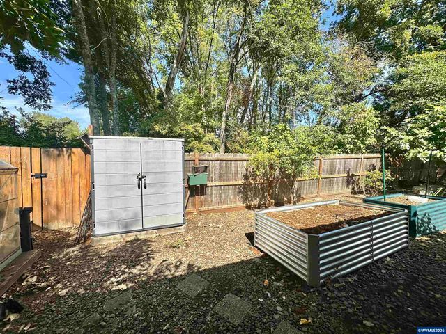 2935 NW Taft Av, Corvallis, OR 97330