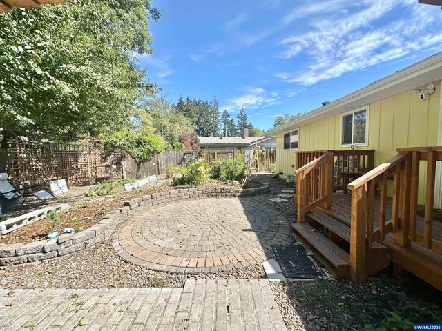 2935 NW Taft Av, Corvallis, OR 97330