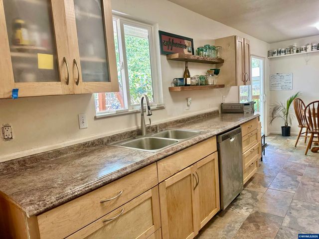 2935 NW Taft Av, Corvallis, OR 97330