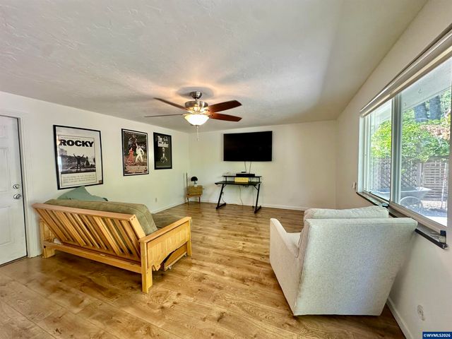 2935 NW Taft Av, Corvallis, OR 97330