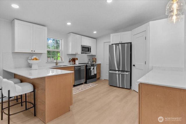 3116 252nd Street E, Spanaway, WA 98387