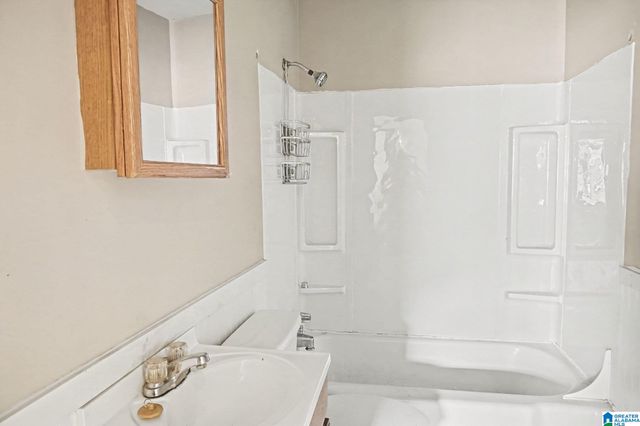 440 OAKMONT STREET, Birmingham, AL 35020