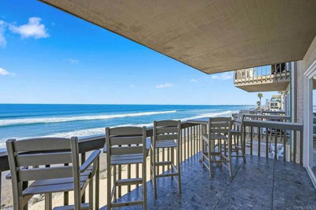1129 S Pacific Street A, Oceanside, CA 92054