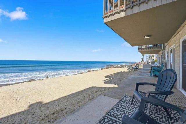 1129 S Pacific Street A, Oceanside, CA 92054