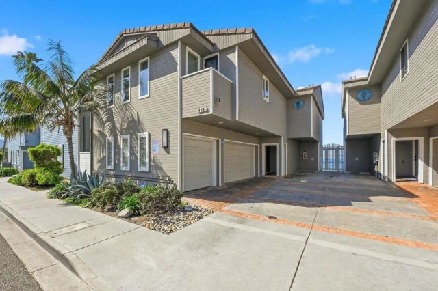 1129 S Pacific Street A, Oceanside, CA 92054