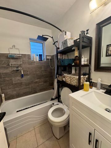 5726 Douglas Street, Hollywood, FL 33021