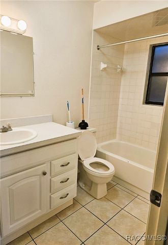 55 Chinaberry Circle, Homosassa, FL 34446