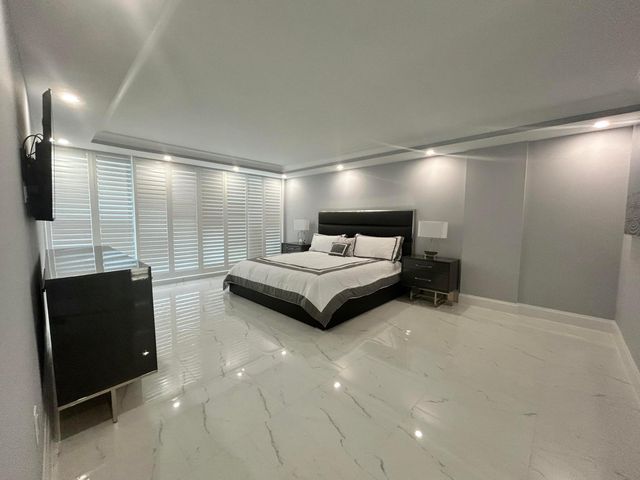 3546 S Ocean Boulevard 405, South Palm Beach, FL 33480
