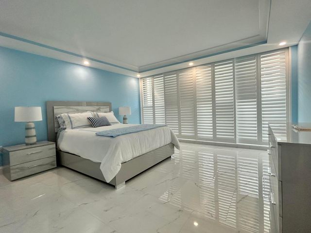 3546 S Ocean Boulevard 405, South Palm Beach, FL 33480