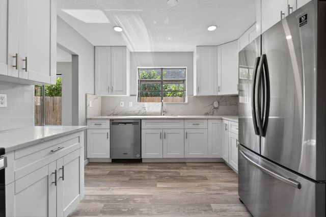 6119 Mullin Street, Jupiter, FL 33458