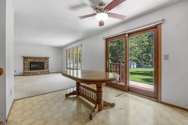 2838 Westgate Drive S, Fargo, ND 58103