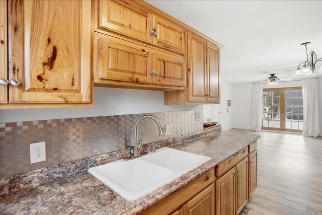 8 Timber Ln Unit 16, South Burlington, VT 05403