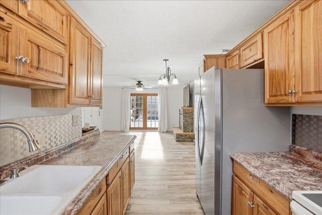 8 Timber Ln Unit 16, South Burlington, VT 05403