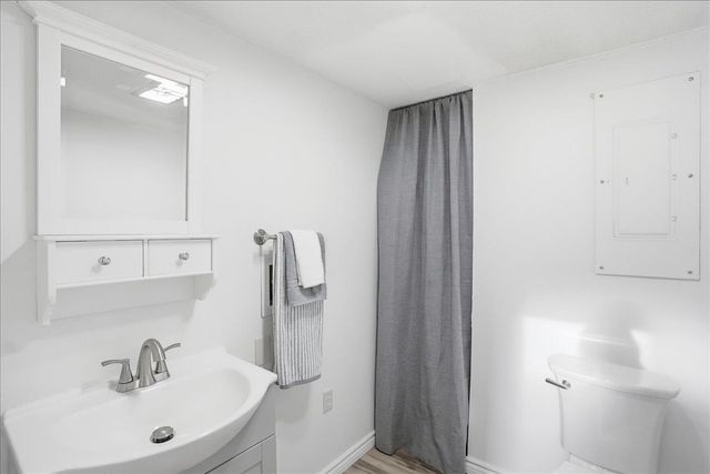 8 Timber Ln Unit 16, South Burlington, VT 05403