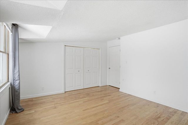 8 Timber Ln Unit 16, South Burlington, VT 05403