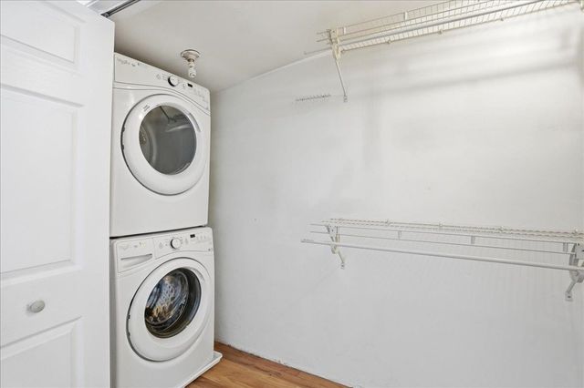 8 Timber Ln Unit 16, South Burlington, VT 05403