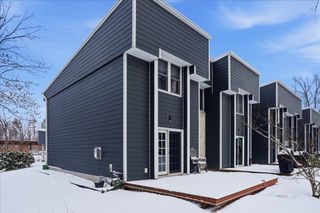 8 Timber Ln Unit 16, South Burlington, VT 05403