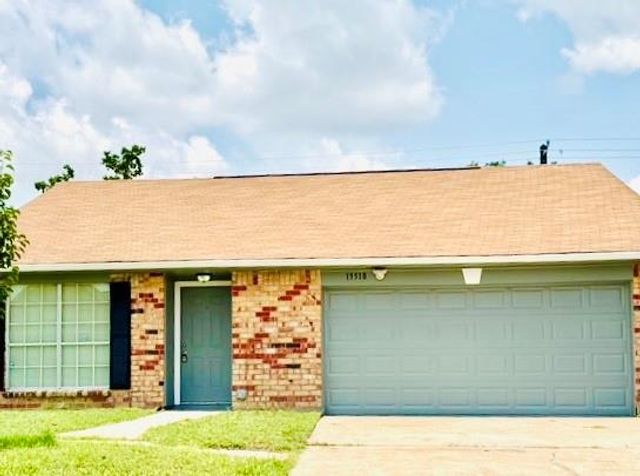 13518 Townwood Drive, Houston, TX 77045