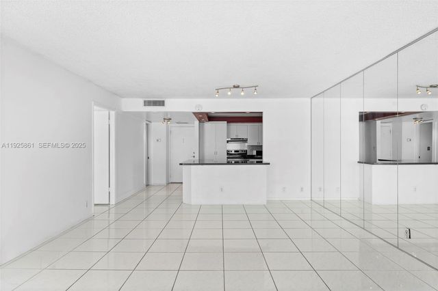 1865 Brickell Ave A1102, Miami, FL 33129