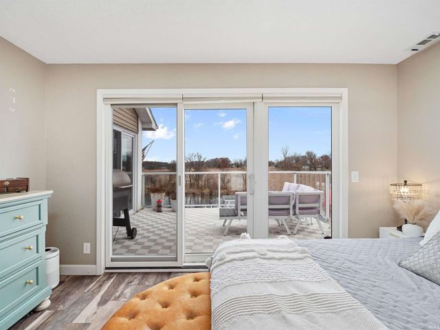 510 S Harkless Dr Apt 12, Syracuse, IN 46567