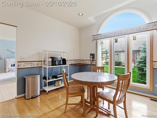 47318 Cider Mill Drive, Novi, MI 48374