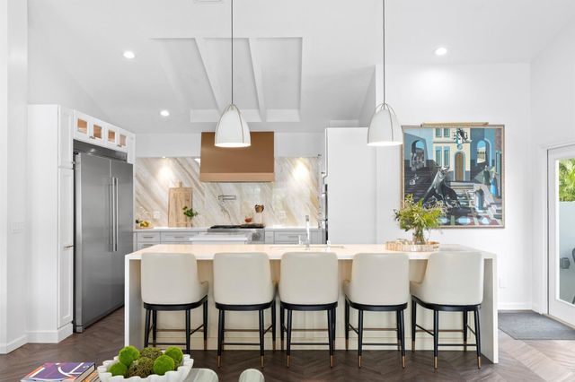 3510 Embassy Drive, West Palm Beach, FL 33401