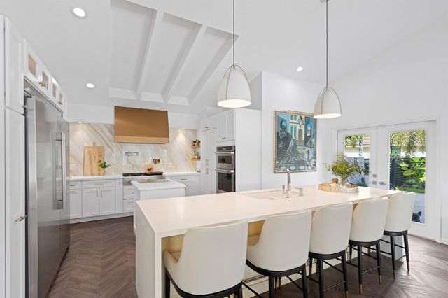 3510 Embassy Drive, West Palm Beach, FL 33401