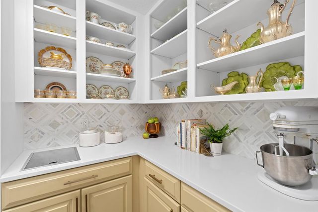 3510 Embassy Drive, West Palm Beach, FL 33401