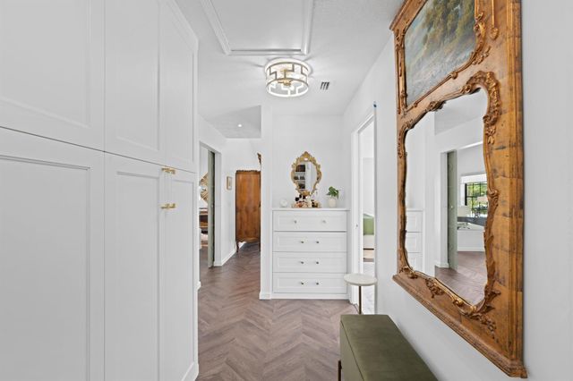 3510 Embassy Drive, West Palm Beach, FL 33401