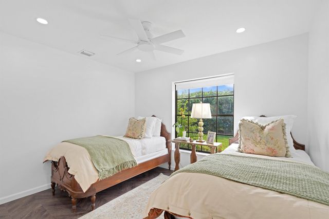 3510 Embassy Drive, West Palm Beach, FL 33401