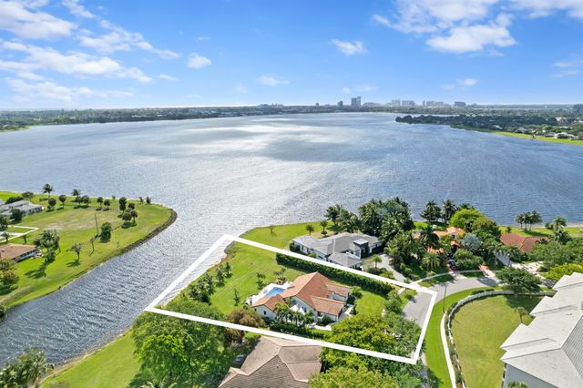 3510 Embassy Drive, West Palm Beach, FL 33401