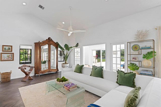 3510 Embassy Drive, West Palm Beach, FL 33401