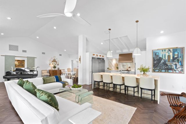 3510 Embassy Drive, West Palm Beach, FL 33401