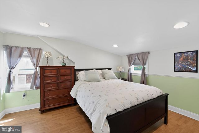 804 RHOADS AVE, Boyertown, PA 19512