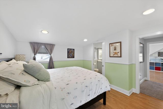 804 RHOADS AVE, Boyertown, PA 19512