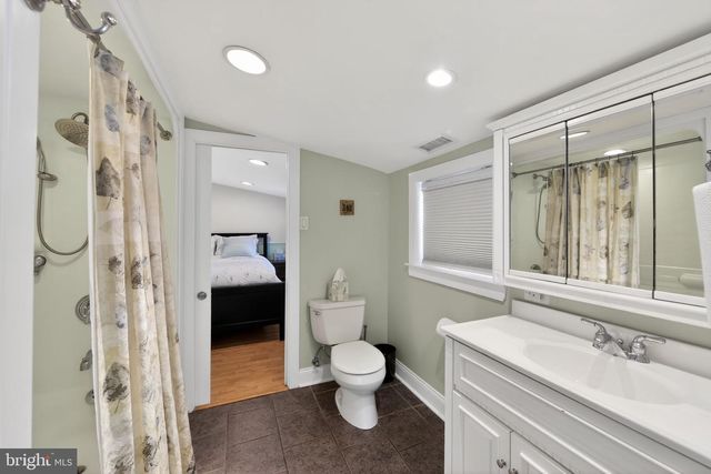 804 RHOADS AVE, Boyertown, PA 19512