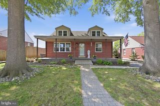 804 RHOADS AVE, Boyertown, PA 19512