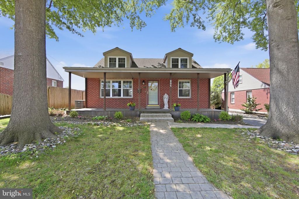 804 RHOADS AVE, Boyertown, PA 19512