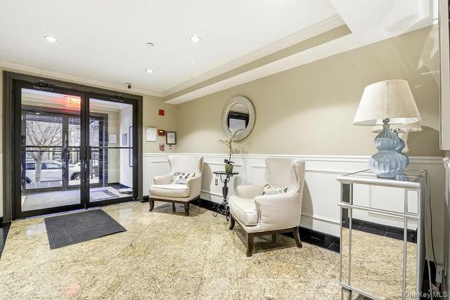 14116 84th Drive 3D, Briarwood, NY 11435