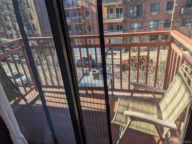 14116 84th Drive 3D, Briarwood, NY 11435