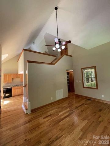 260 Bull Creek Road, Asheville, NC 28805