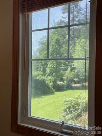 260 Bull Creek Road, Asheville, NC 28805