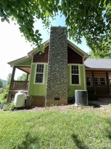 260 Bull Creek Road, Asheville, NC 28805