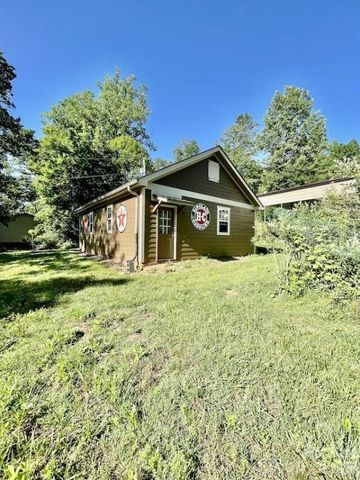 260 Bull Creek Road, Asheville, NC 28805