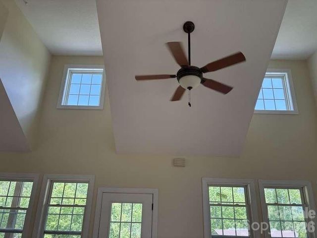 260 Bull Creek Road, Asheville, NC 28805