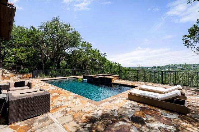411 SKYLINE DR, West Lake Hills, TX 78746
