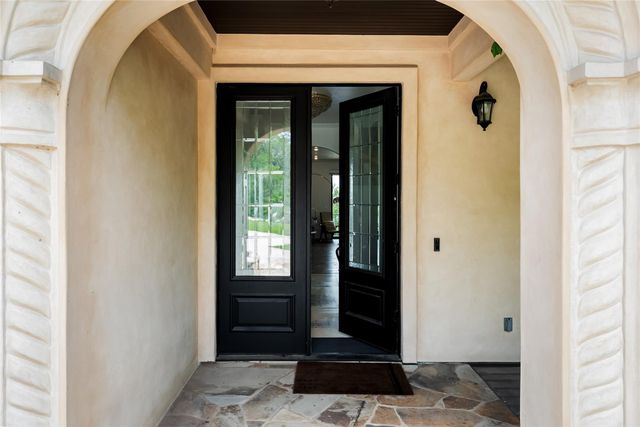 411 SKYLINE DR, West Lake Hills, TX 78746