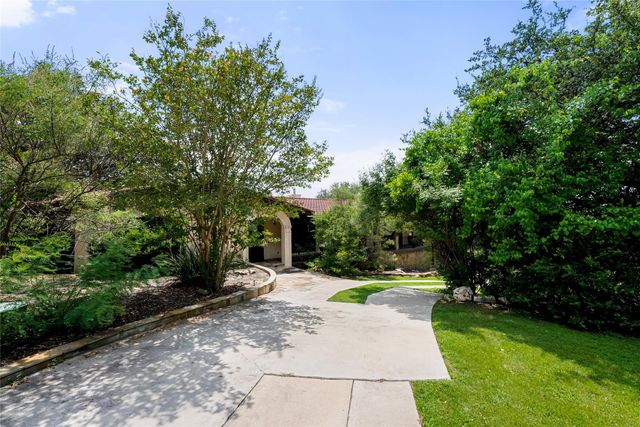 411 SKYLINE DR, West Lake Hills, TX 78746