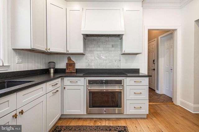 3 WATERWHEEL CT, New Hope, PA 18938