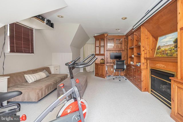 3 WATERWHEEL CT, New Hope, PA 18938